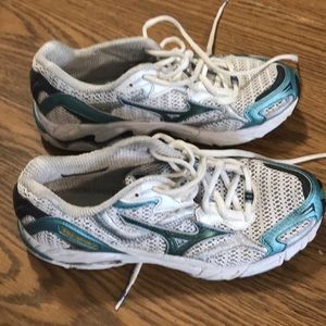 COPY - Mizuno Running Shoes